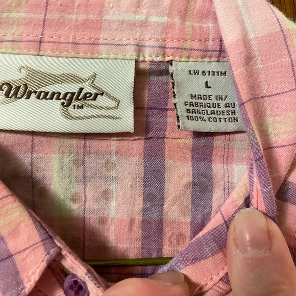 Wrangler - Picture 2 of 4